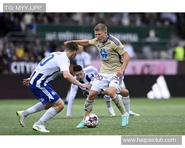 W德与莫尔德的精彩对决揭示了足球战术的博弈与球队实力的较量 W德与莫尔德的精彩对决揭示了足球战术的博弈与球队实力的较量